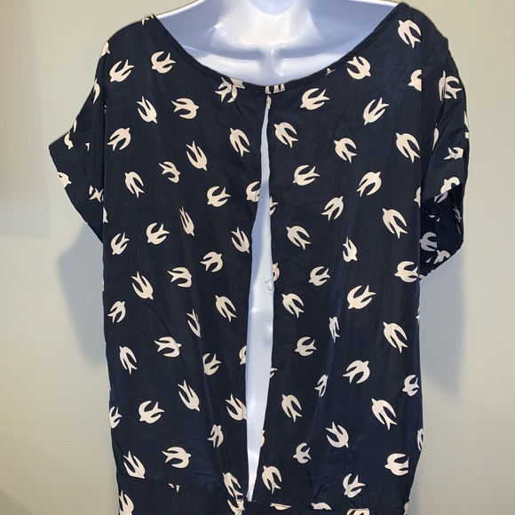 NWT Blouse with Open back slit - Picture 2 of 4